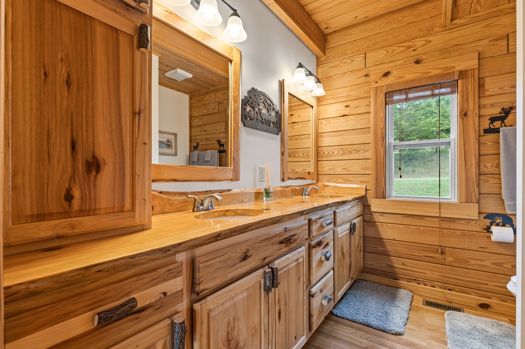 415970 Morganton Residential