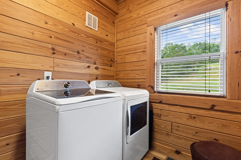 415970 Morganton Residential