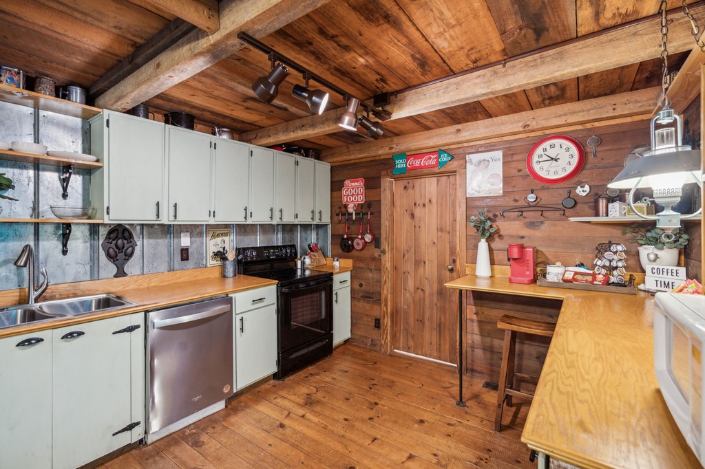 415976 Ellijay Residential