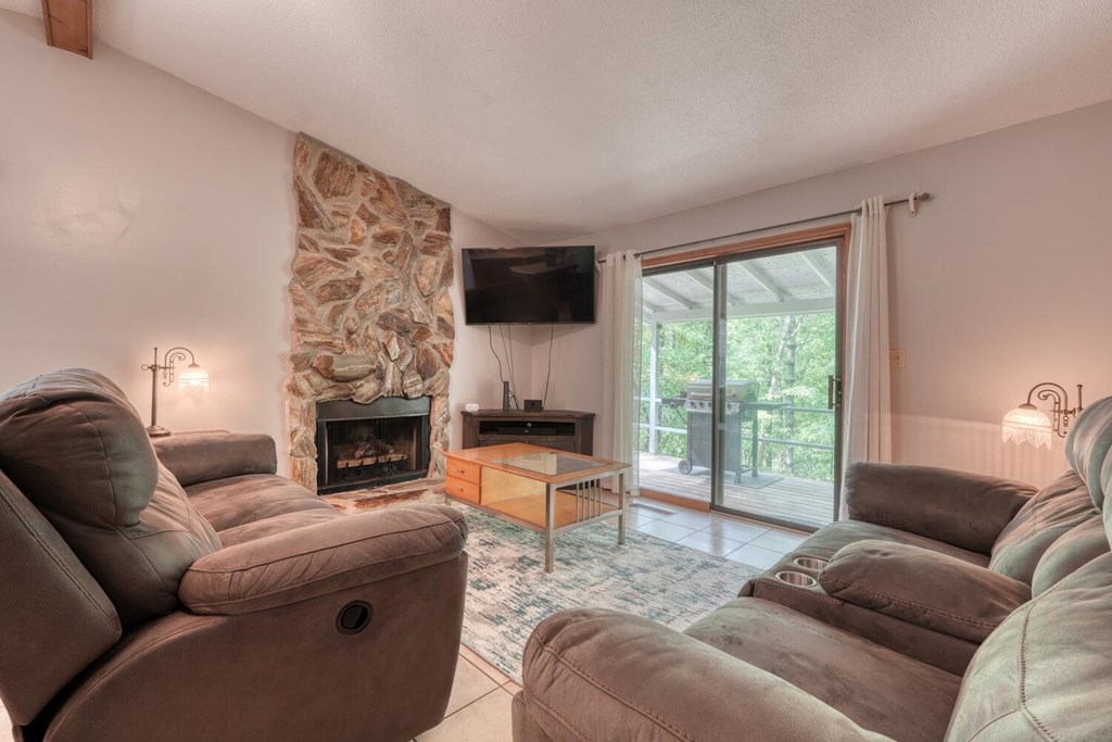 415977 Murphy Residential