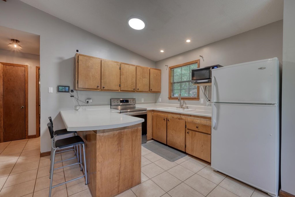 415977 Murphy Residential