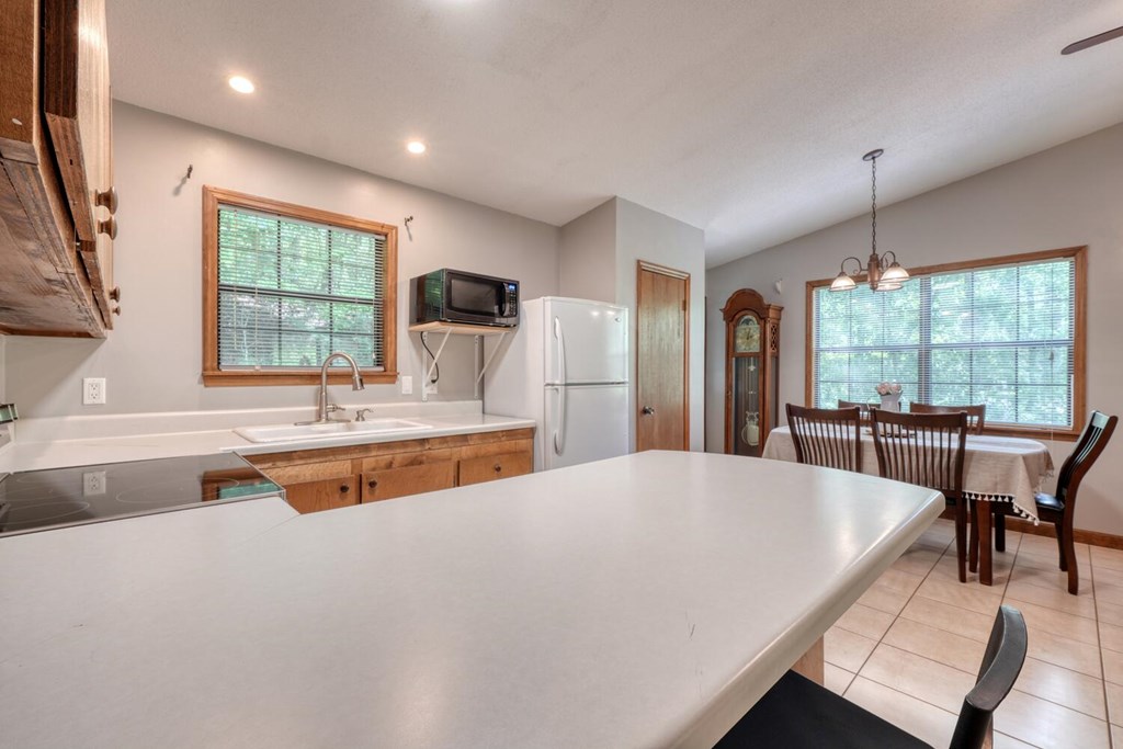 415977 Murphy Residential