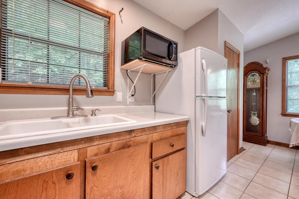 415977 Murphy Residential