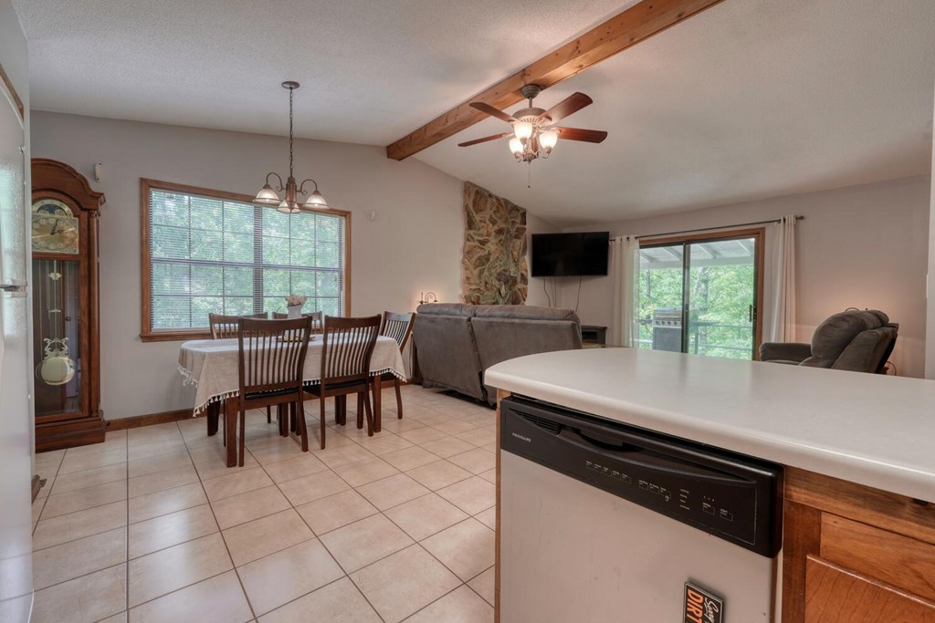 415977 Murphy Residential