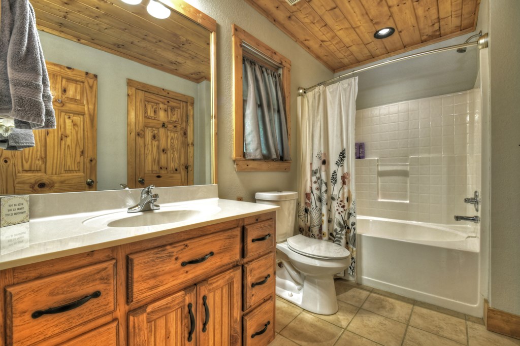 415985 Ellijay Residential