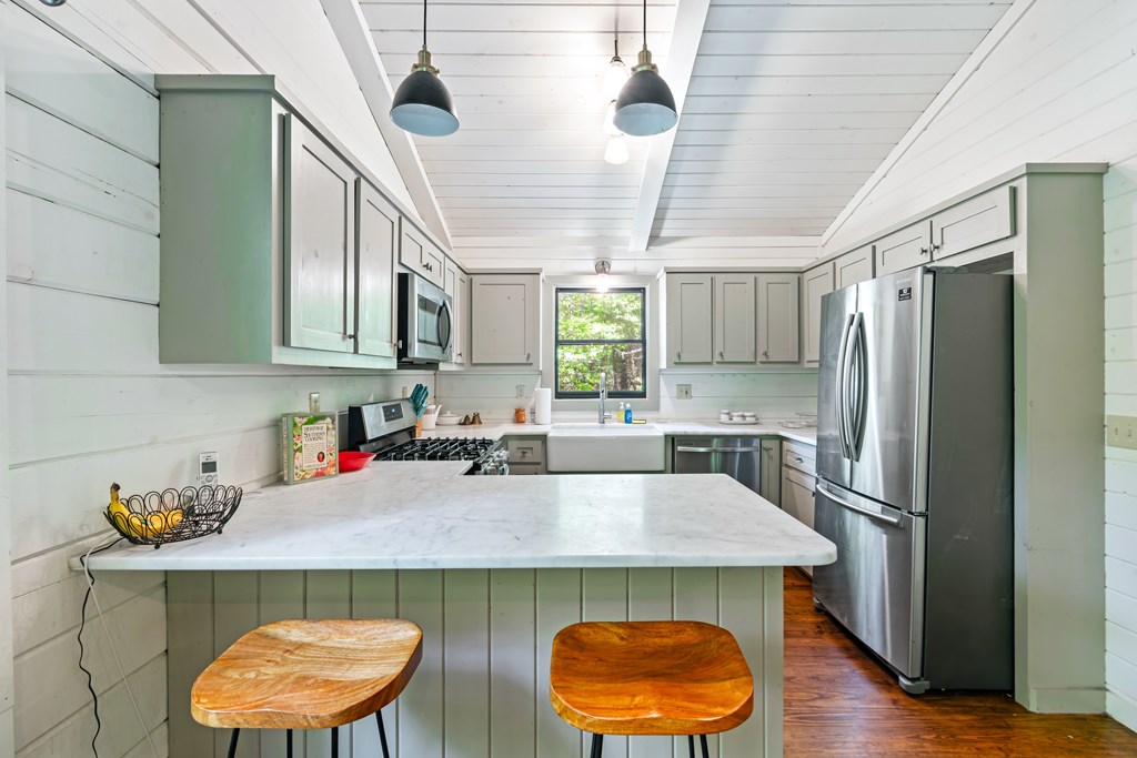 415994 Morganton Residential
