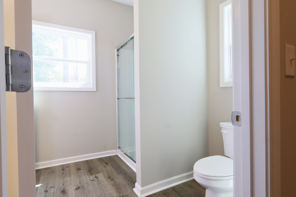 415998 Jasper Residential