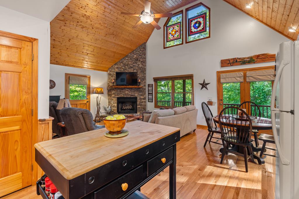 416000 Murphy Residential