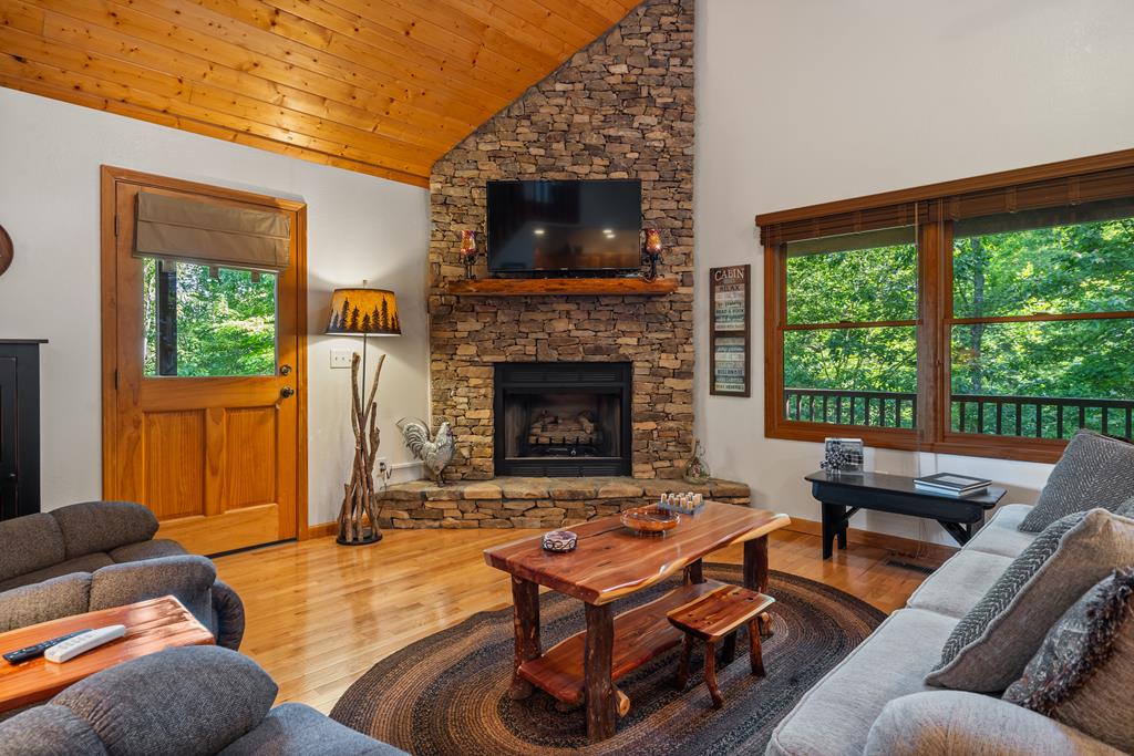 416000 Murphy Residential