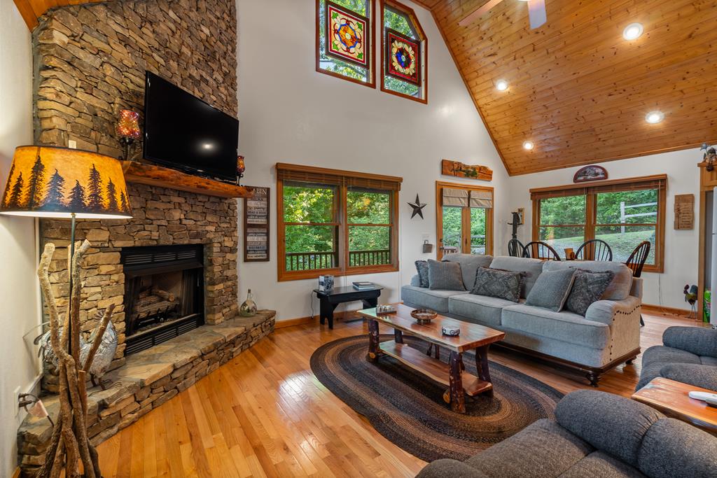 416000 Murphy Residential
