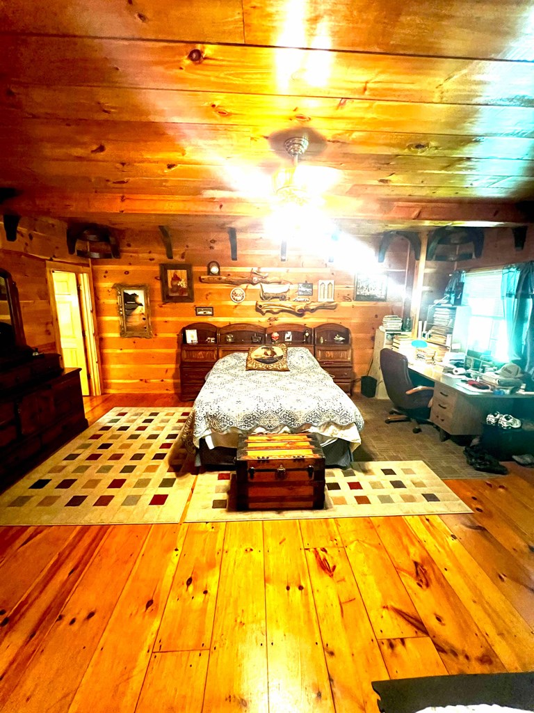 416001 Mineral Bluff Residential