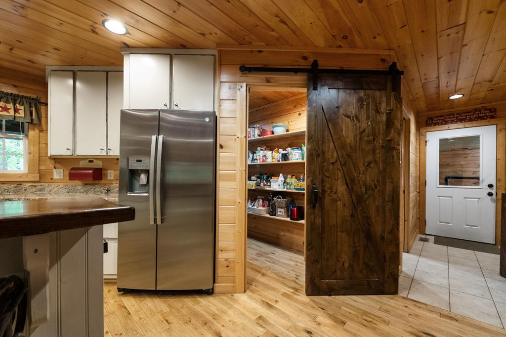 416017 Mineral Bluff Residential