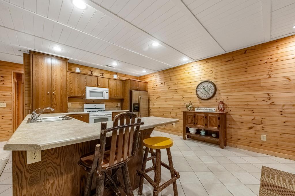 416017 Mineral Bluff Residential