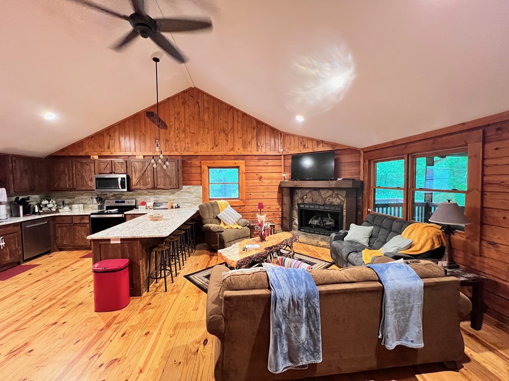416029 Morganton Residential