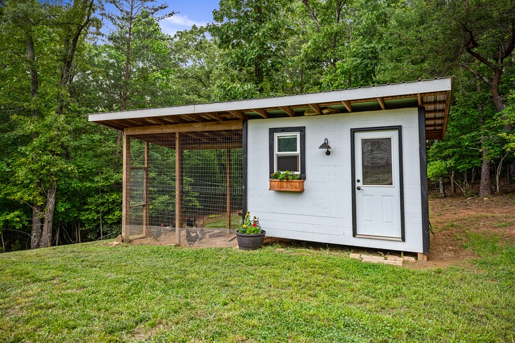 416036 Blairsville Residential