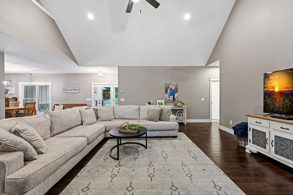 416036 Blairsville Residential