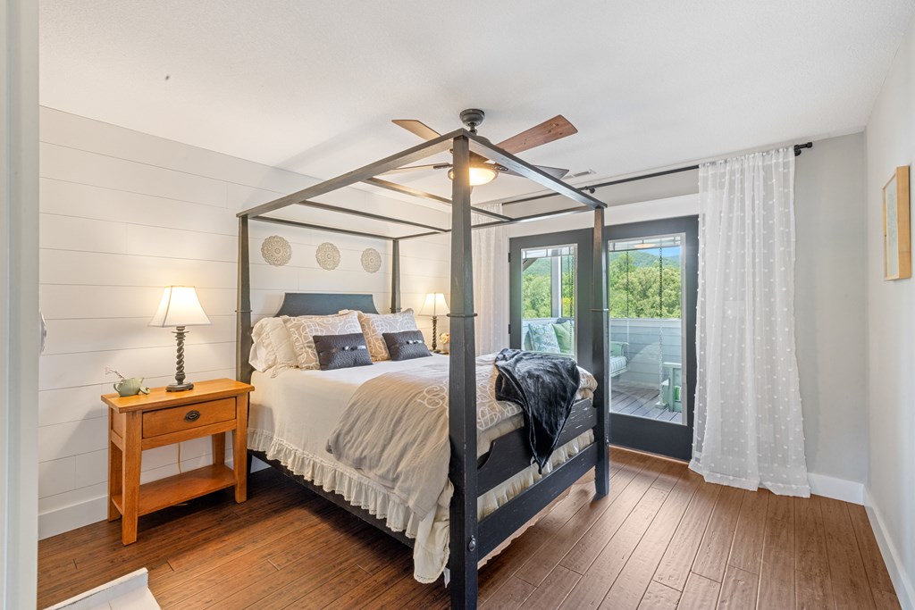 416038 Hayesville Residential