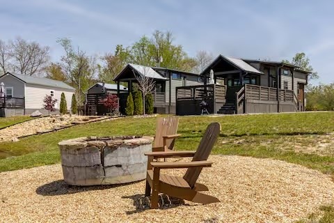 416043 Morganton Residential