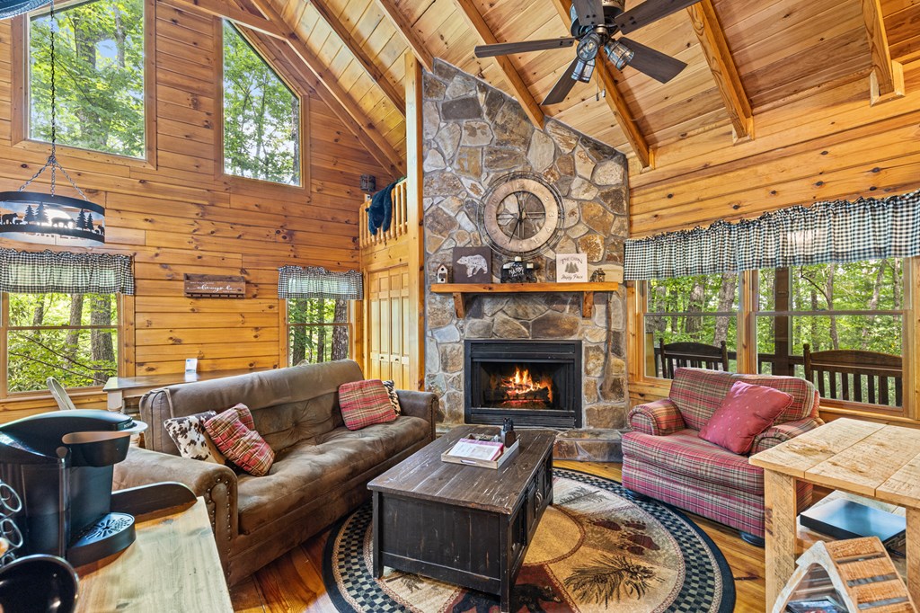416044 Cherry Log Residential