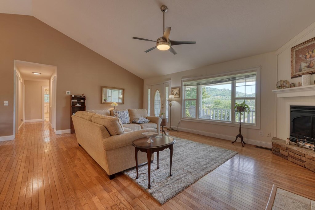 416046 Hiawassee Residential