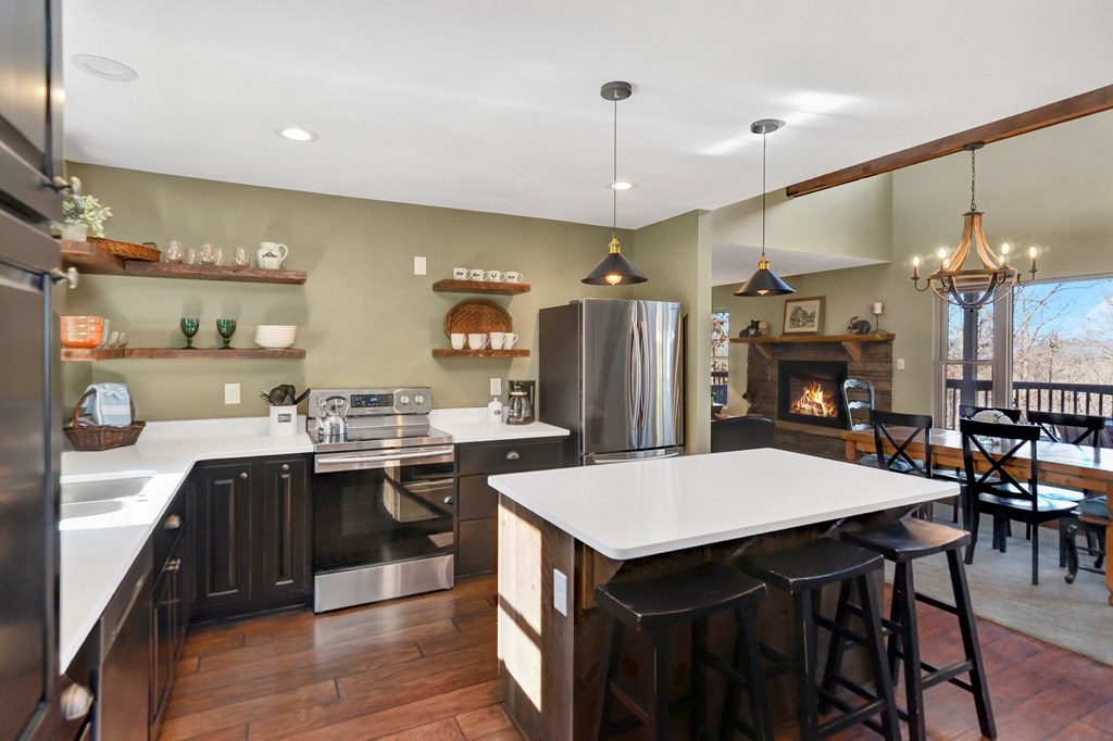 416064 Blue Ridge Residential