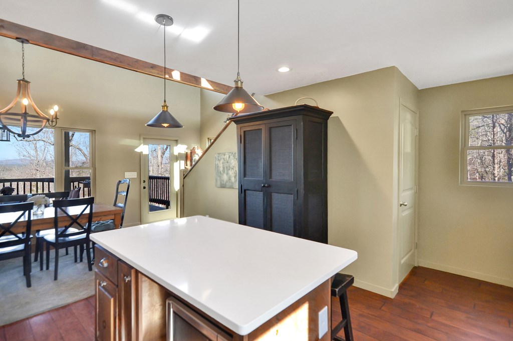 416064 Blue Ridge Residential