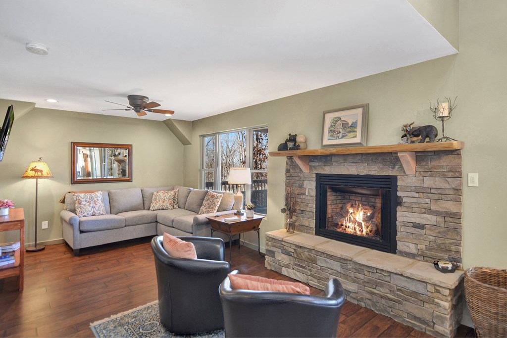 416064 Blue Ridge Residential