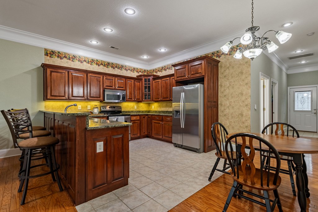 416068 Young Harris Residential