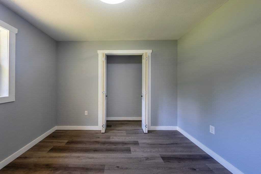 416069 Andrews Residential