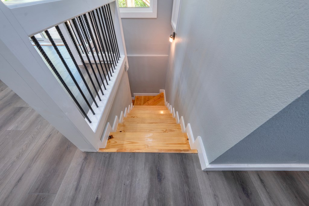 416069 Andrews Residential