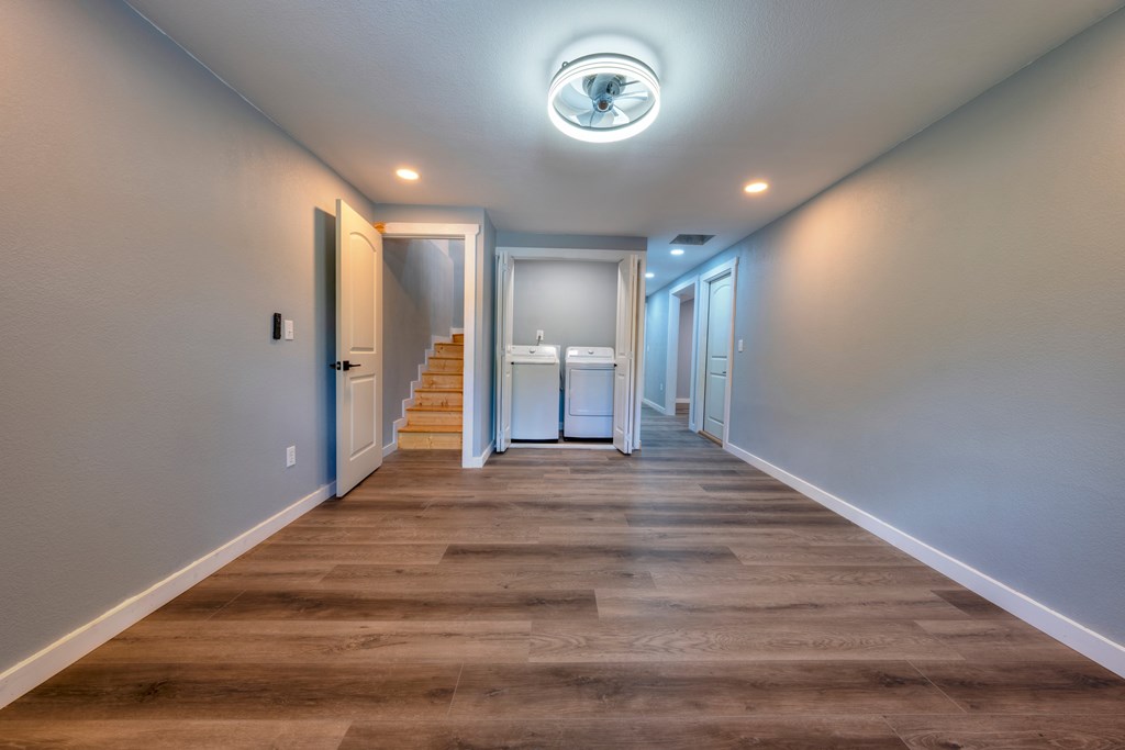 416069 Andrews Residential