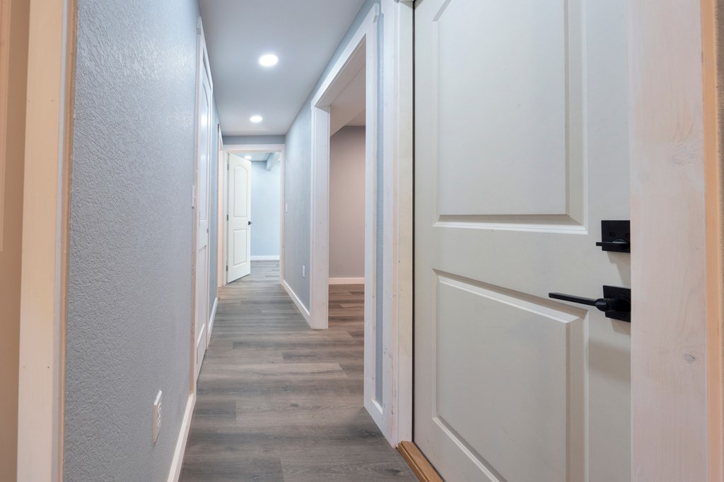 416069 Andrews Residential
