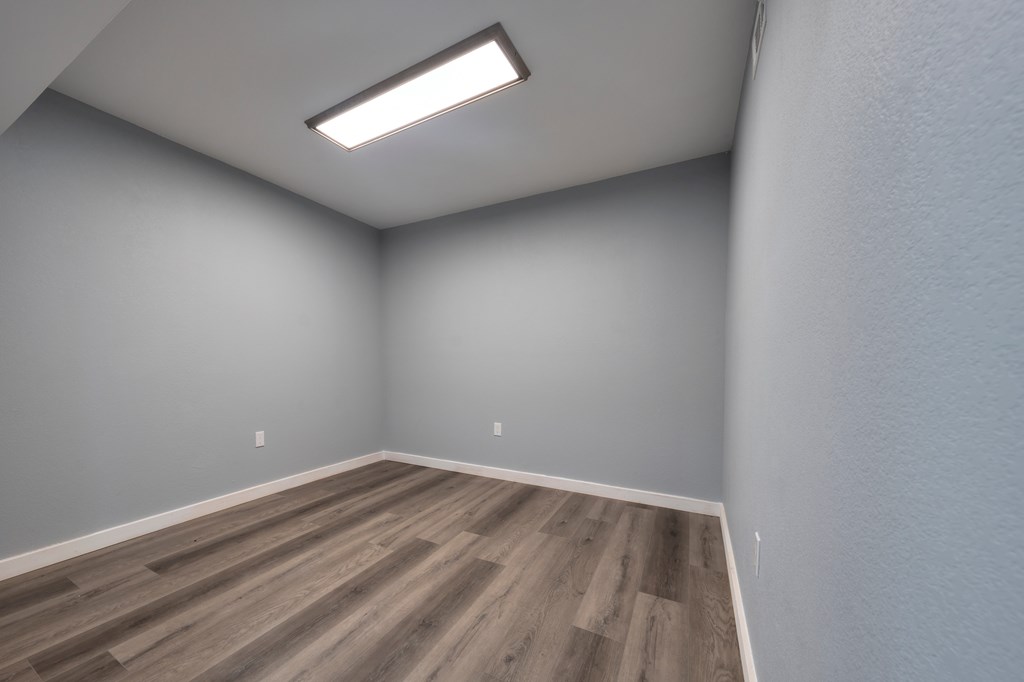 416069 Andrews Residential