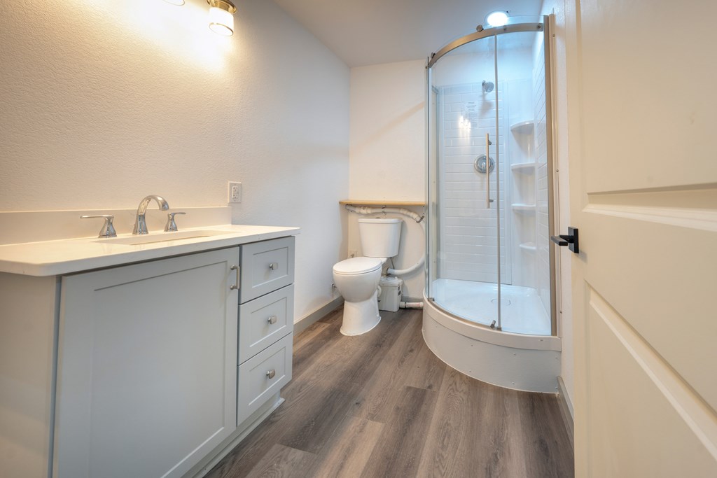 416069 Andrews Residential