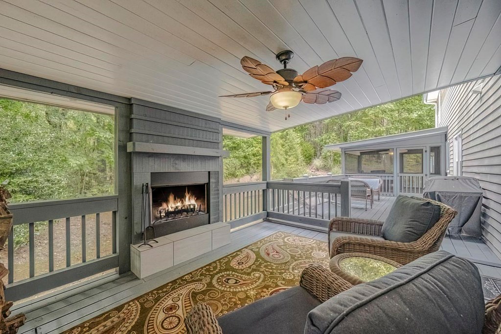 416073 Epworth Residential