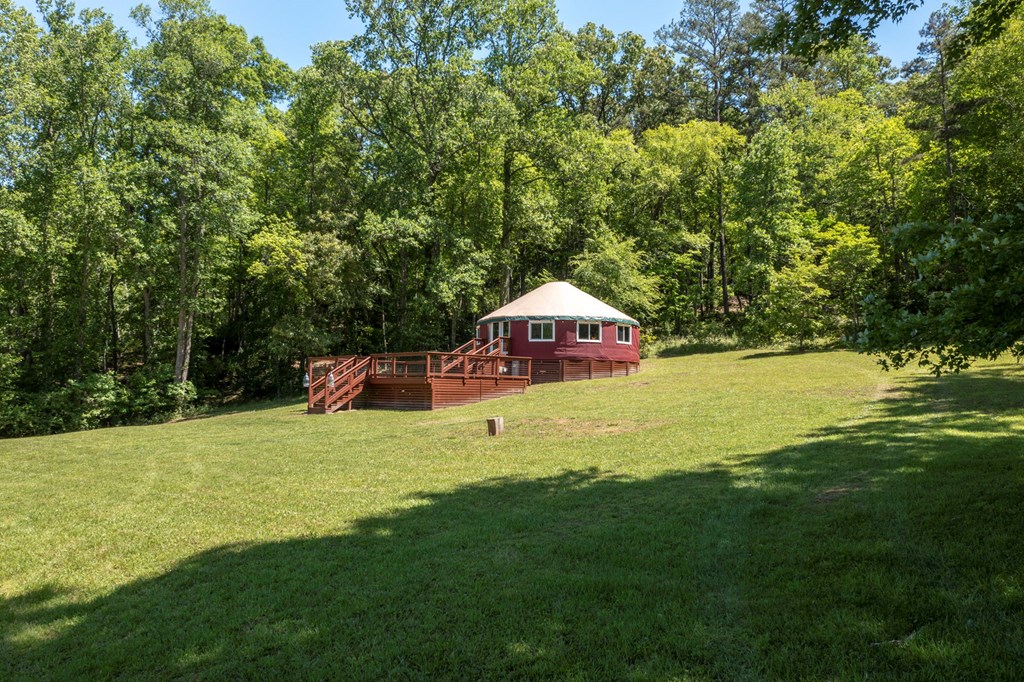 416086 Hayesville Residential