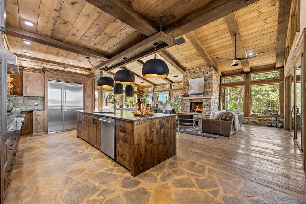 416106 McCaysville Residential