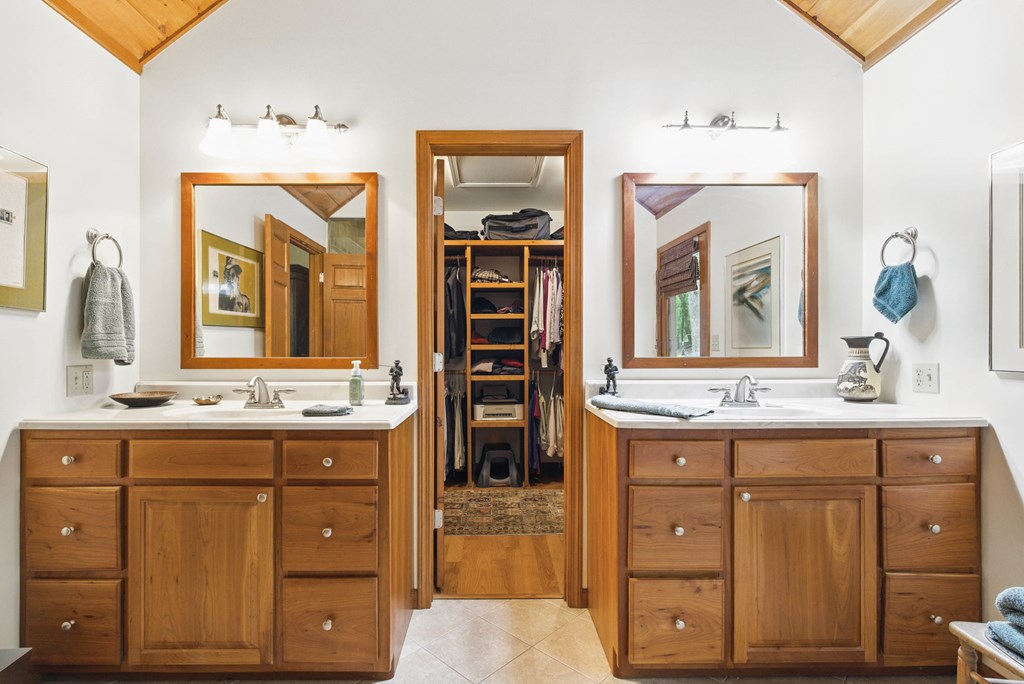 416123 Blue Ridge Residential