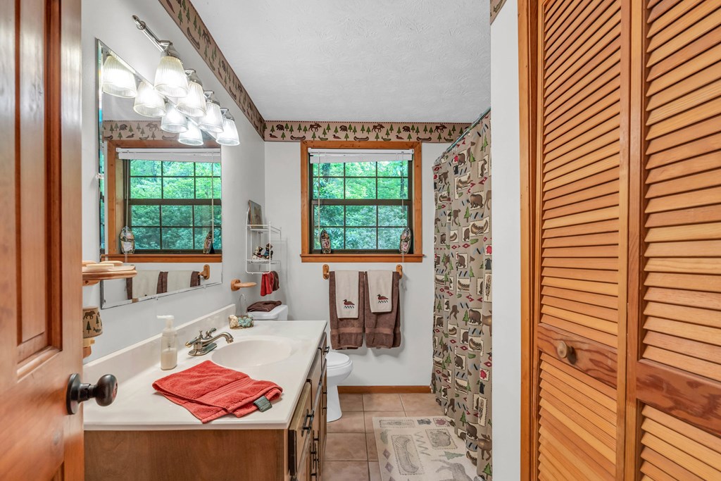 416123 Blue Ridge Residential