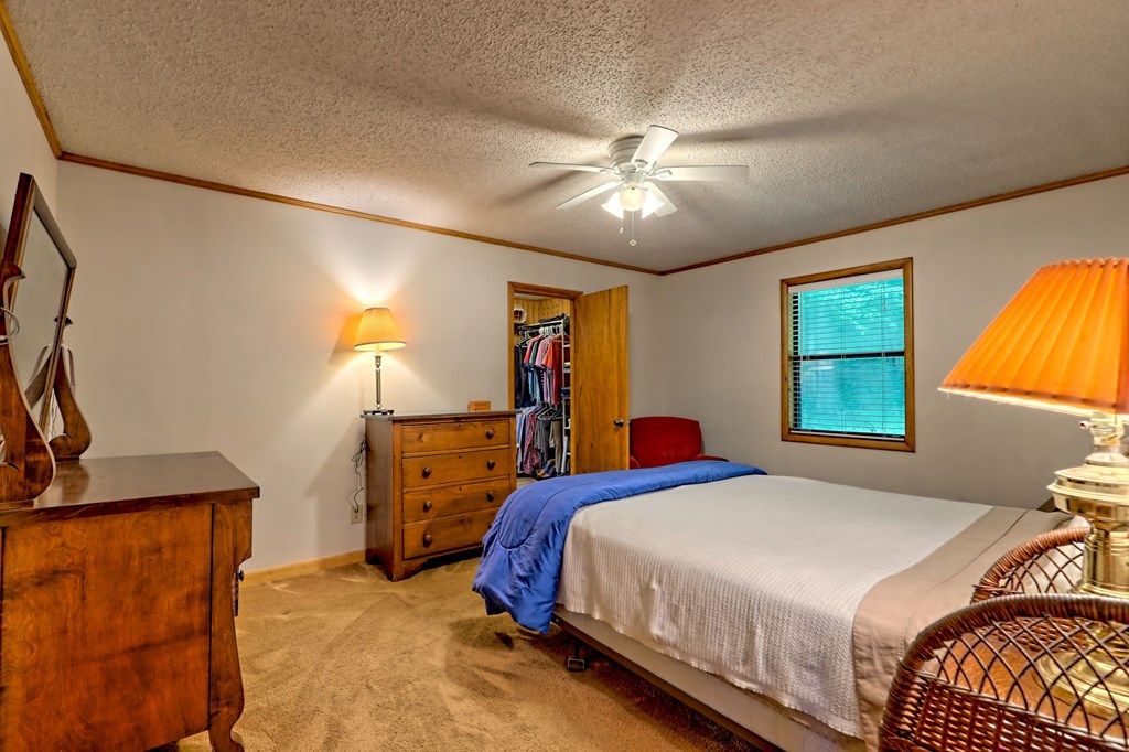 416131 Young Harris Residential