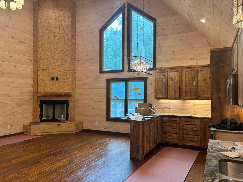 416136 Blue Ridge Residential