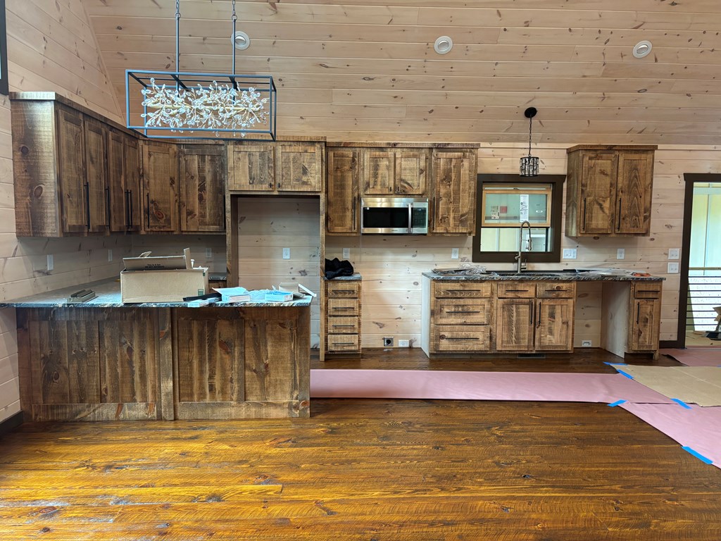 416136 Blue Ridge Residential