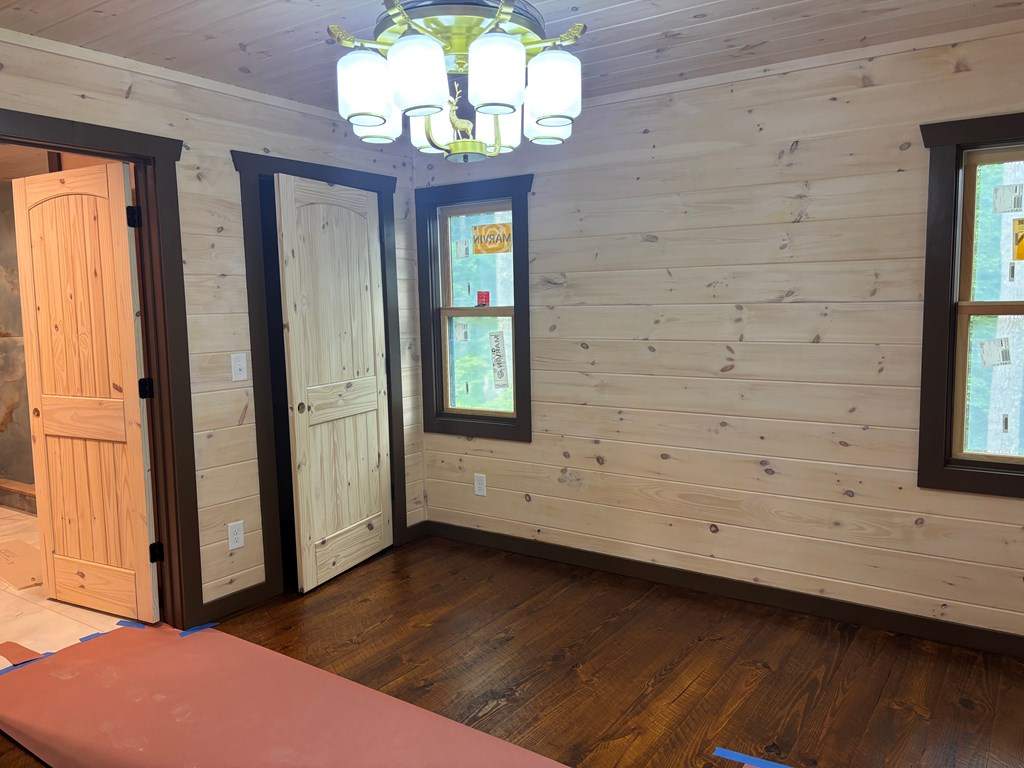 416136 Blue Ridge Residential
