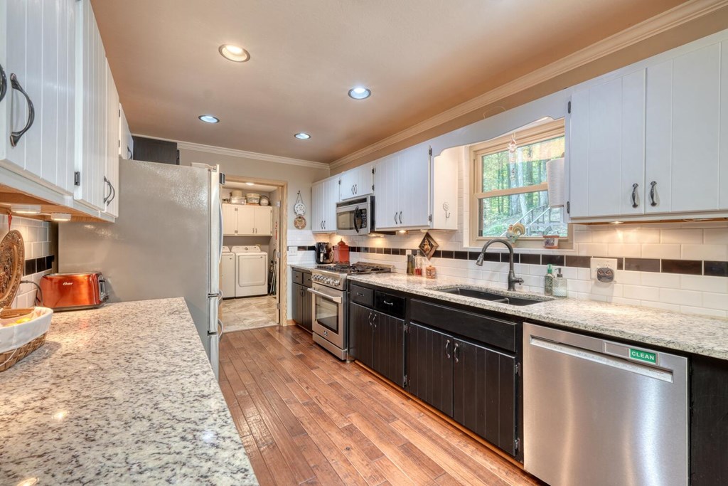 416198 Blairsville Residential