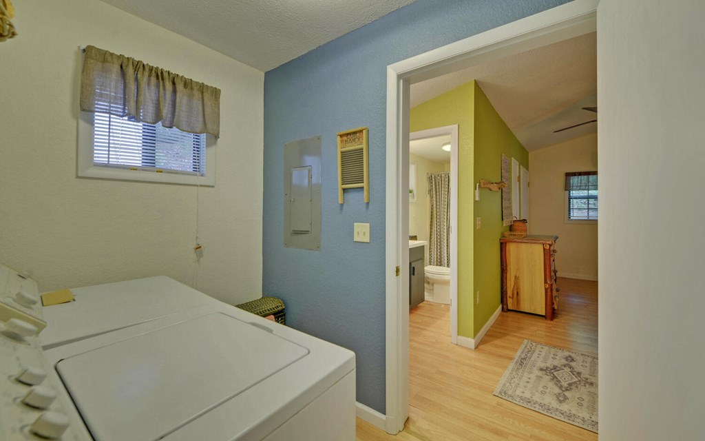416204 Murphy Residential
