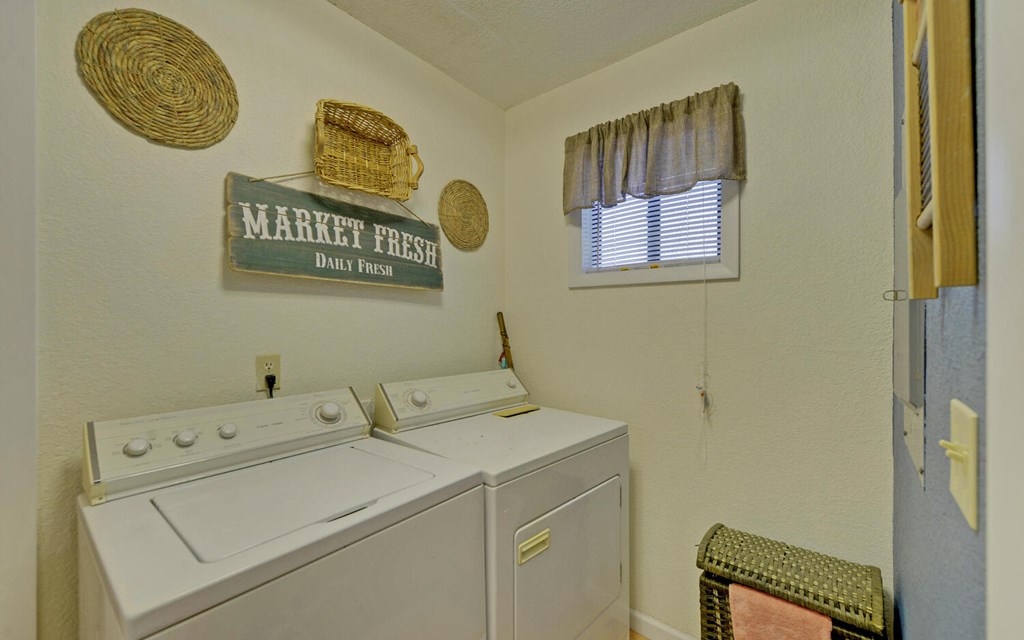 416204 Murphy Residential