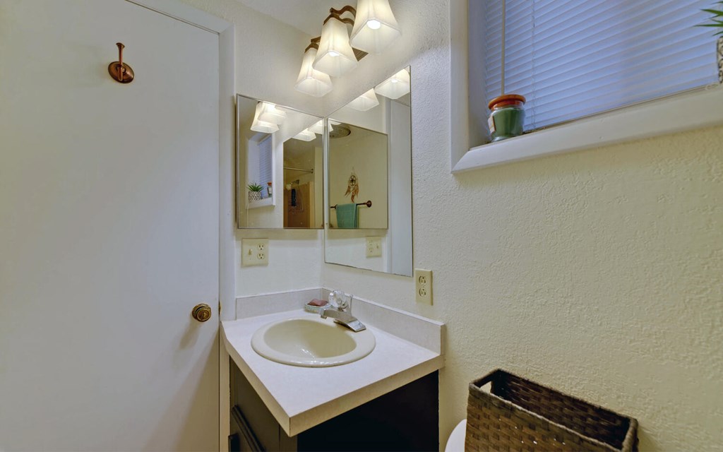416204 Murphy Residential