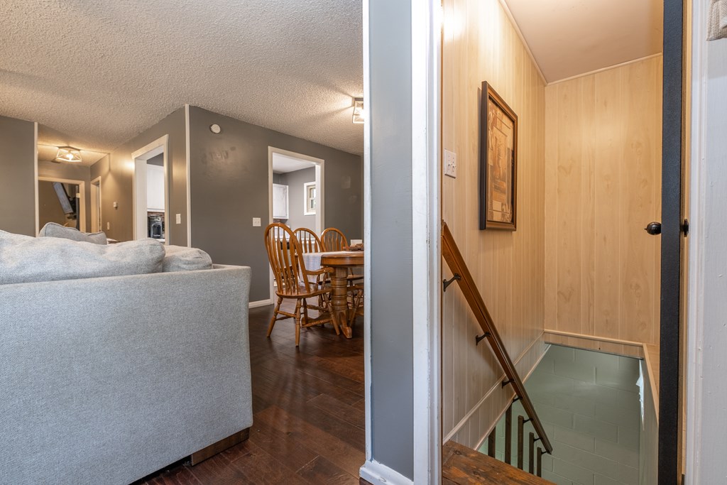 416238 Murphy Residential
