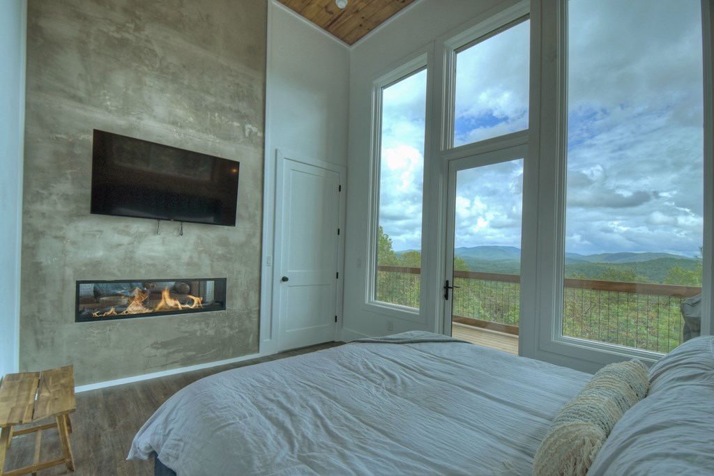416266 Blue Ridge Residential