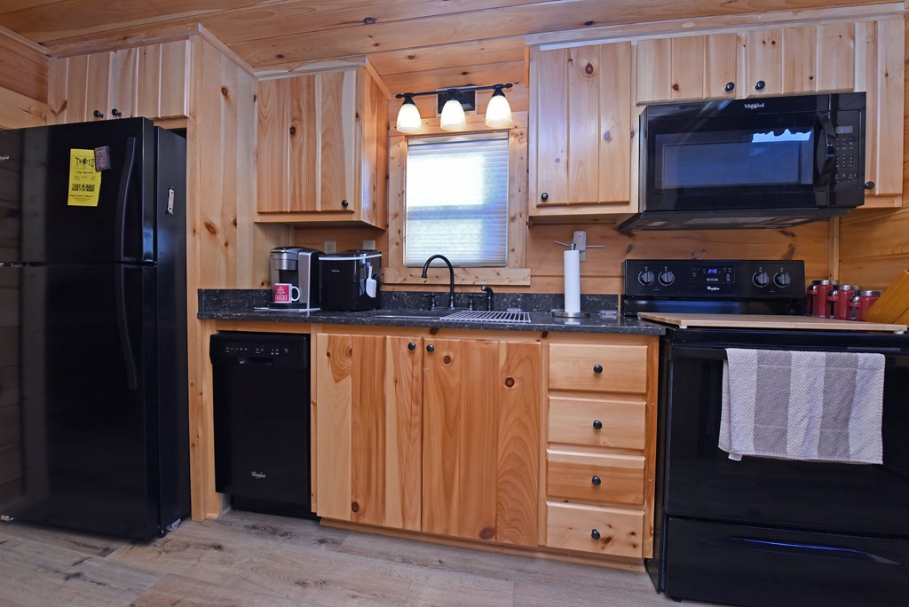 416268 Blairsville Residential